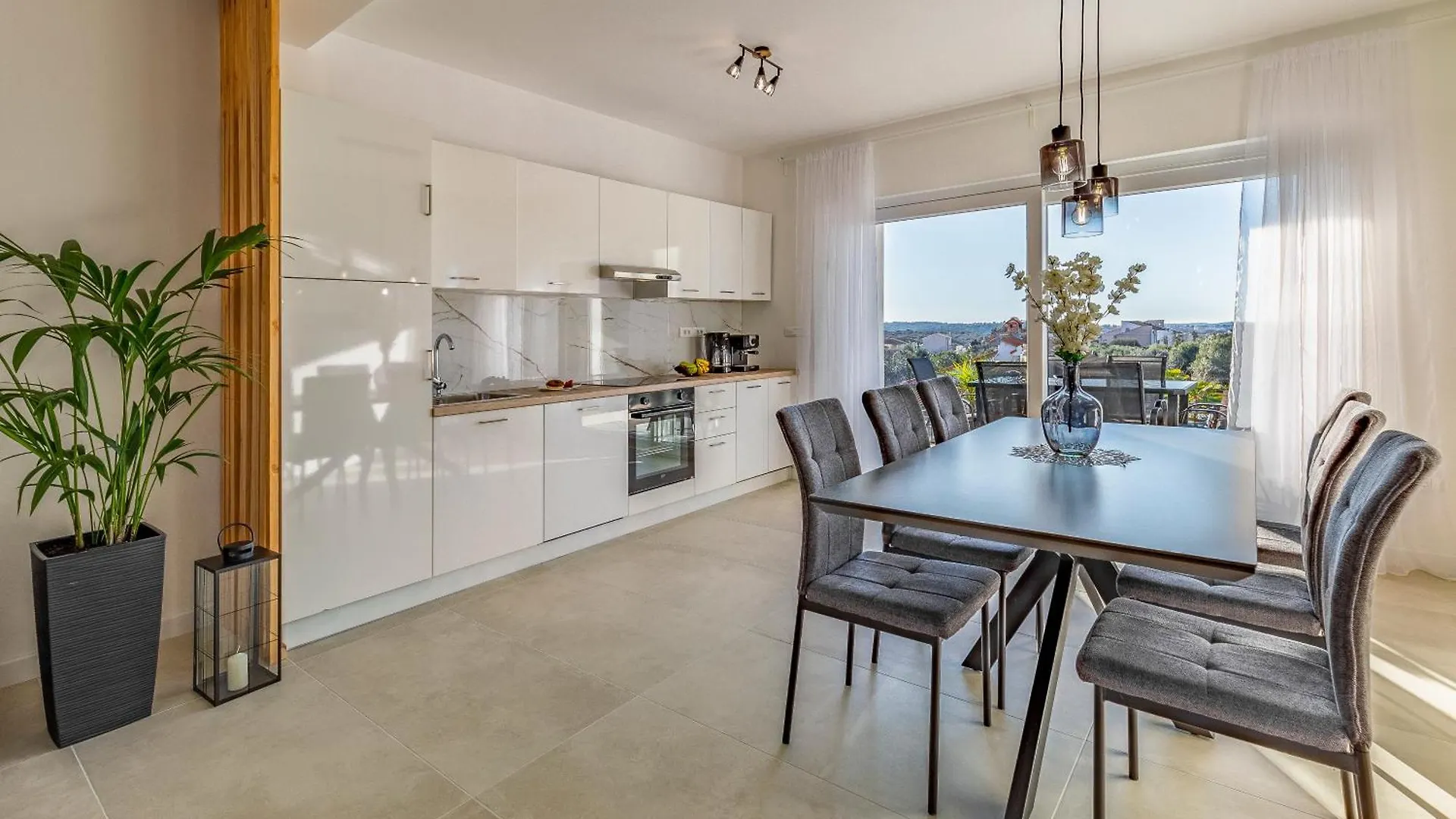 Villa Veluana Apartment 3 With A Balcony Pula Croatia